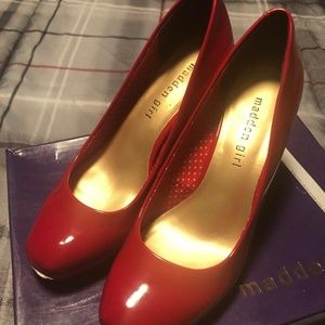 Red patent leather heels/ Madded Girl